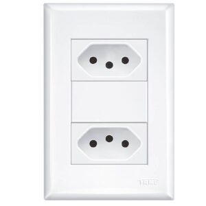 2 Tomadas 2P+T Distanciados 10A 250 Volts Evidence - 2915 - FAME