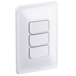 3 Interruptores Paralelos 4X2 10A 250V Zeffia - 680107 - PIAL